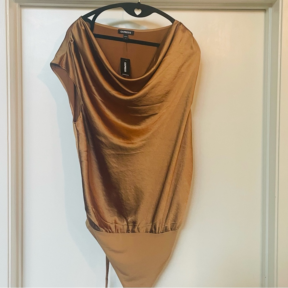 Express bodysuit New